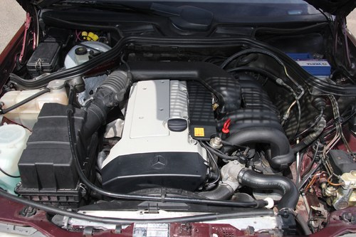 1995 Mercedes-Benz E320 (W124) For Sale (picture 145 of 166)