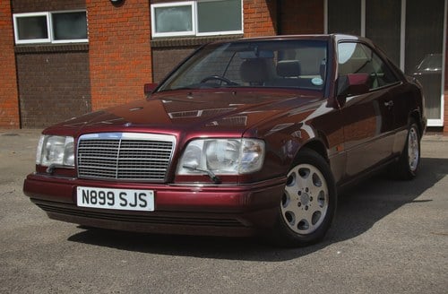 1995 Mercedes-Benz E320 (W124) For Sale (picture 12 of 166)