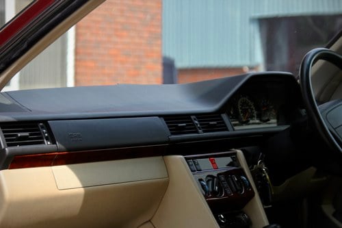 1995 Mercedes-Benz E320 (W124) For Sale (picture 27 of 166)