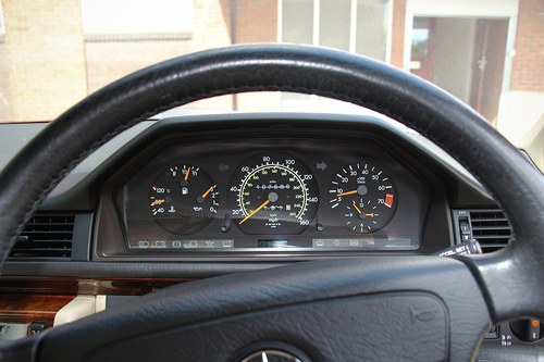 1995 Mercedes-Benz E320 (W124) For Sale (picture 70 of 166)