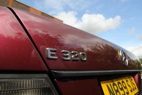 1995 Mercedes-Benz E320 (W124) For Sale (picture 123 of 166)