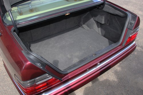 1995 Mercedes-Benz E320 (W124) For Sale (picture 104 of 166)