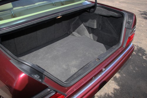 1995 Mercedes-Benz E320 (W124) For Sale (picture 105 of 166)