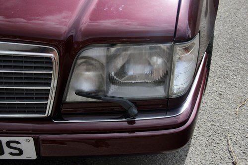 1995 Mercedes-Benz E320 (W124) For Sale (picture 135 of 166)