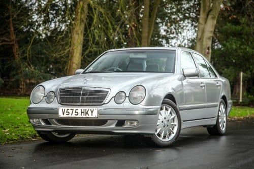 2000 Mercedes-Benz E430 Elegance à vendre (picture 1 of 83)