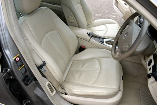 2004 Mercedes-Benz E500 Avantgarde Estate (W211) till salu (bild 24 av 165)