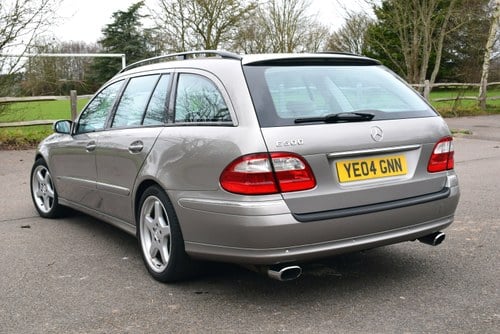 2004 Mercedes-Benz E500 Avantgarde Estate (W211) till salu (bild 8 av 165)