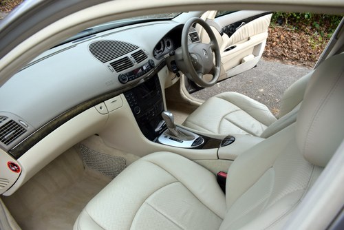 2004 Mercedes-Benz E500 Avantgarde Estate (W211) till salu (bild 50 av 165)