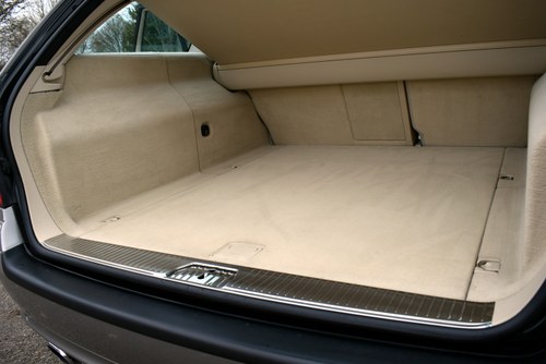 2004 Mercedes-Benz E500 Avantgarde Estate (W211) till salu (bild 75 av 165)