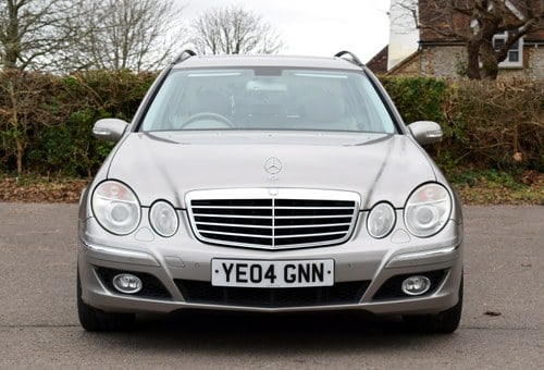 2004 Mercedes-Benz E500 Avantgarde Estate (W211) till salu (bild 4 av 165)