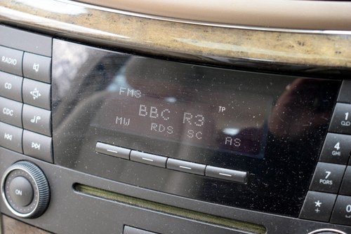 2004 Mercedes-Benz E500 Avantgarde Estate (W211) till salu (bild 38 av 165)