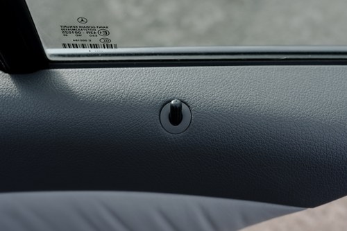 2004 Mercedes-Benz E500 Elegance (W211 series) zum Verkauf (Bild 49 von 141)