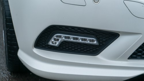 2010 Mercedes-Benz E500 Sport Coupé (C207) à vendre (picture 80 of 94)