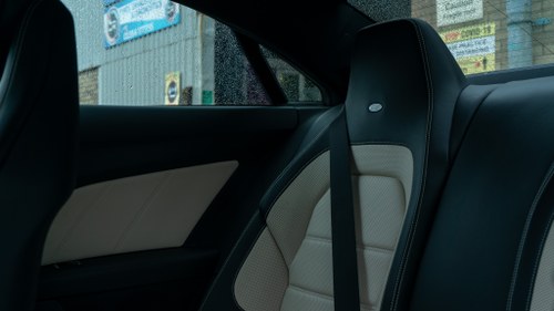 2010 Mercedes-Benz E500 Sport Coupé (C207) à vendre (picture 25 of 94)