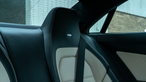 2010 Mercedes-Benz E500 Sport Coupé (C207) à vendre (picture 17 of 94)