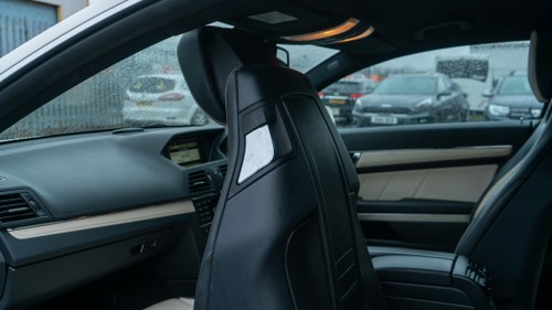 2010 Mercedes-Benz E500 Sport Coupé (C207) à vendre (picture 41 of 94)