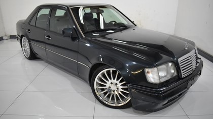 NO RESERVE! - 1996 Mercedes E500