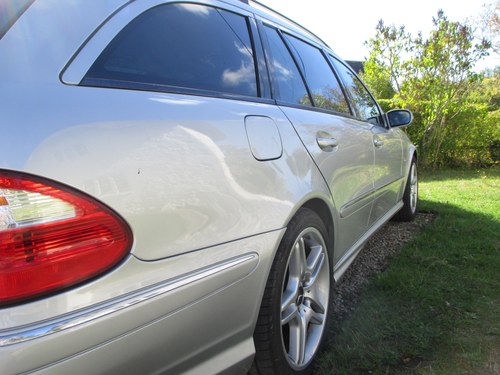 2004 Mercedes-Benz E55 AMG Estate (S211) Te koop (foto 40 van 50)