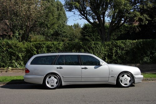 1998 Mercedes-Benz E55 AMG Estate à vendre (picture 9 of 174)