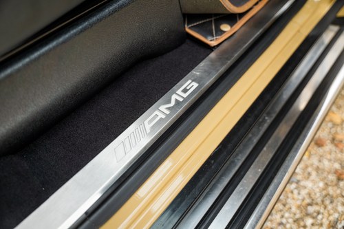 2015 Mercedes-Benz W463 G63 AMG LHD à venda (imagem 67 de 185)