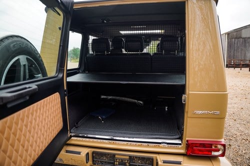 2015 Mercedes-Benz W463 G63 AMG LHD à venda (imagem 87 de 185)