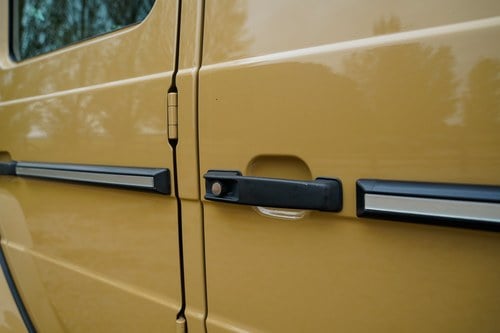 2015 Mercedes-Benz W463 G63 AMG LHD à venda (imagem 119 de 185)