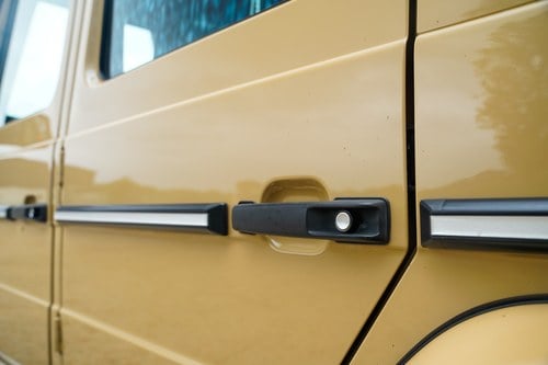 2015 Mercedes-Benz W463 G63 AMG LHD à venda (imagem 135 de 185)