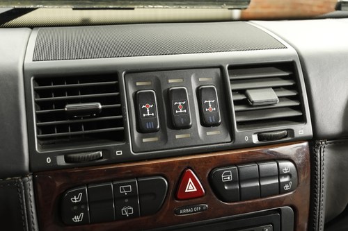 2001 Mercedes-Benz G-Wagon G400 LHD à vendre (picture 35 of 120)