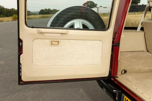 1992 Mercedes-Benz G Wagon 300GD (W463) For Sale (picture 92 of 181)