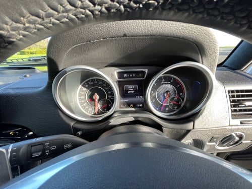 2016 Mercedes Benz AMG G63 Te koop (foto 117 van 211)