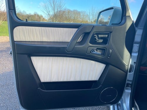 2016 Mercedes Benz AMG G63 Te koop (foto 92 van 211)