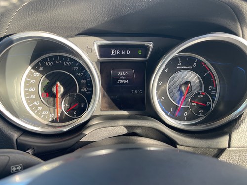 2016 Mercedes Benz AMG G63 Te koop (foto 114 van 211)