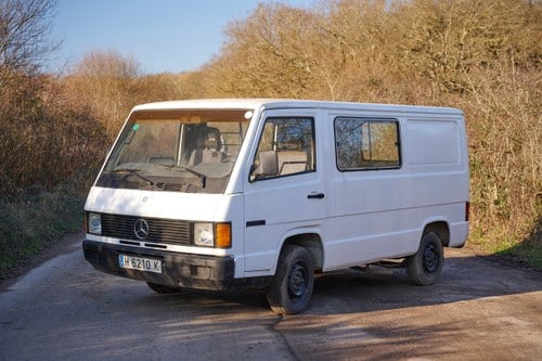 1989 Mercedes-Benz MB100 (W631) zum Verkauf (Bild 1 von 82)