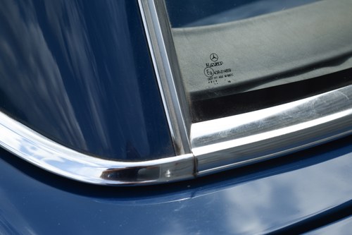 1988 Mercedes-Benz 300 SL (R107) In vendita (immagine 133 di 196)