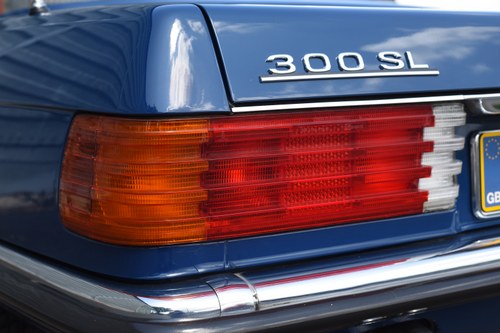 1988 Mercedes-Benz 300 SL (R107) In vendita (immagine 113 di 196)