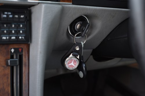 1988 Mercedes-Benz 300 SL (R107) In vendita (immagine 54 di 196)