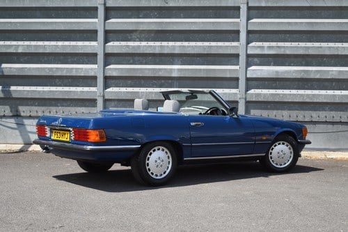 1988 Mercedes-Benz 300 SL (R107) In vendita (immagine 12 di 196)