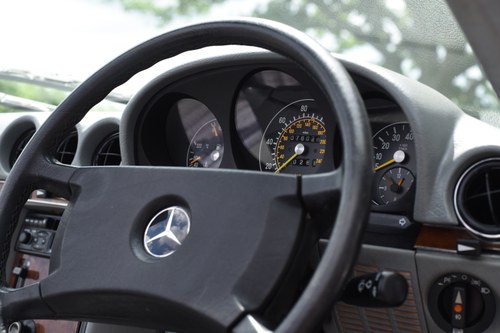 1988 Mercedes-Benz 300 SL (R107) In vendita (immagine 50 di 196)