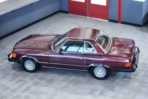 NO RESERVE - 1984 Mercedes-Benz 380SL (R107) - 3.8-litre V8 LHD In vendita (immagine 37 di 101)
