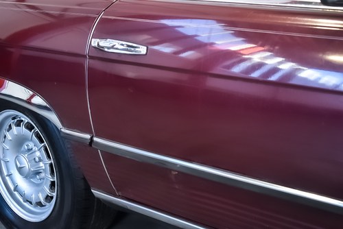 NO RESERVE - 1984 Mercedes-Benz 380SL (R107) - 3.8-litre V8 LHD In vendita (immagine 62 di 101)