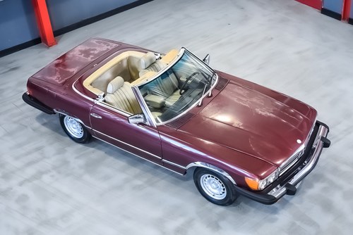 NO RESERVE - 1984 Mercedes-Benz 380SL (R107) - 3.8-litre V8 LHD In vendita (immagine 12 di 101)