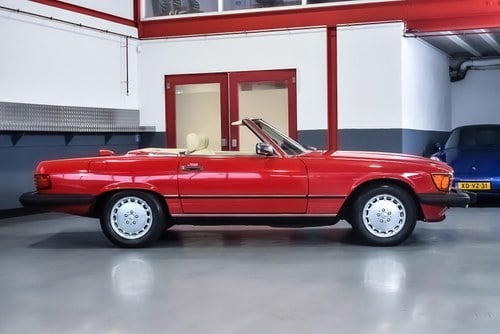 NO RESERVE - 1986 Mercedes-Benz R107 560SL Convertible 5,6L V8 - LHD In vendita (immagine 11 di 91)