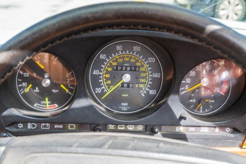 1988 Mercedes-Benz 560SL R107 zum Verkauf (Bild 33 von 129)