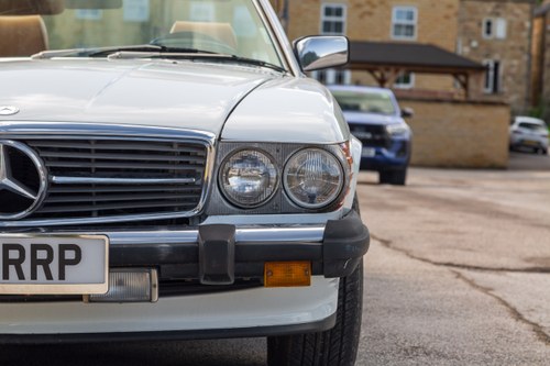 1988 Mercedes-Benz 560SL R107 zum Verkauf (Bild 48 von 129)
