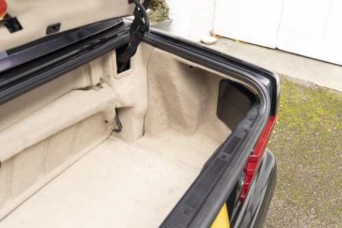 1998 Mercedes-Benz R129 SL320 For Sale (picture 41 of 90)