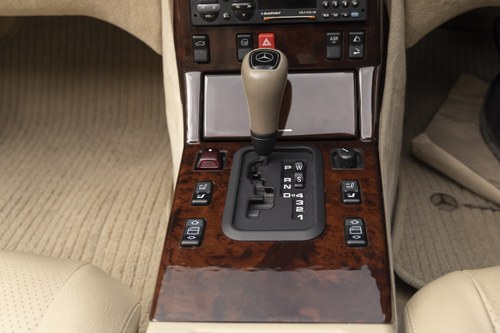 1998 Mercedes-Benz R129 SL320 For Sale (picture 30 of 90)