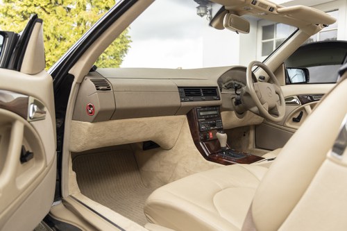 1998 Mercedes-Benz R129 SL320 For Sale (picture 26 of 90)