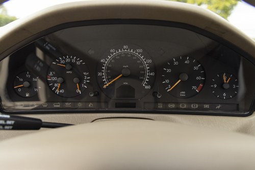 1998 Mercedes-Benz R129 SL320 For Sale (picture 18 of 90)