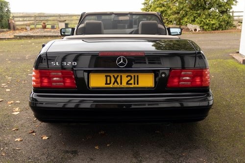 1998 Mercedes-Benz R129 SL320 For Sale (picture 5 of 90)
