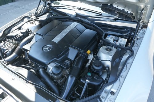 2002 Mercedes-Benz SL500 (R230) à vendre (picture 95 of 113)